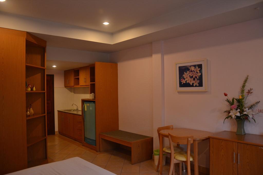 Seven Oaks Inn Jomtien Beach Room photo